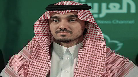 وزير الرياضة يعرب عن بالغ الأسى لوفاة رياض الشمري في رالي الشرقية