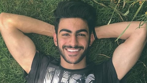عبود العمري يوثق لحظاته الأخيرة قبل وفاته.. والحادث يبكي رواد مواقع التواصل