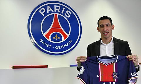 رسميًّا.. باريس سان جيرمان يحتفظ بخدمات الأرجنتيني دي ماريا