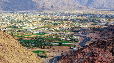 طقس الأحد.. رياح مثيرة للأتربة والغبار على عدة مناطق