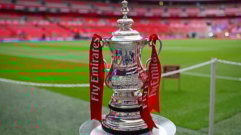 نهائي كأس الاتحاد الإنجليزي ينتظر عودة الجماهير