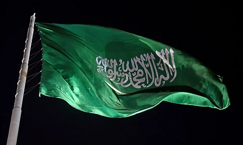 أخبار السعودية اليوم.. تفاصيل جديدة في حادث «ضحية الكلاب» وإيقاف 241 في 7 جهات حكومية.. ولقاح أسترازينيكا «آمن»