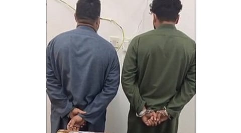 شرطة الحدود الشمالية: ضبط مقيمين لتباهيهما بعرض أموال مجهولة المصدر على مواقع التواصل