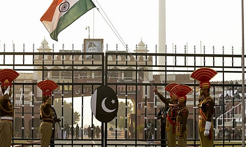 بلومبرج: إجراء محادثات سرية بين باكستان والهند بوساطة إماراتية