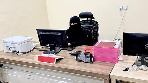 سعودية تتجاوز الفشل الكلوي والذئبة الحمراء وتسطر قصة نجاح في سوق العمل