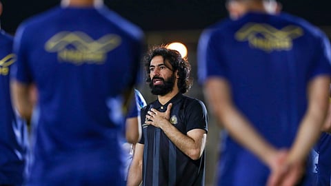 بالفيديو.. حسين عبدالغني يكسر حاجز الصمت بعد رحيل السويكت
