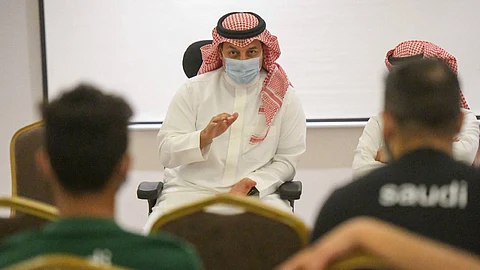 المسحل يدعم الأخضر الأولمبي في معسكر الرياض