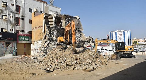 لتوسيع طريق الملك فيصل.. أمانة جازان تنزع ملكية عقارات بصبيا