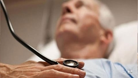 الدكتور النمر ينصح مرضى ضعف القلب الشديد بعدم صوم رمضان