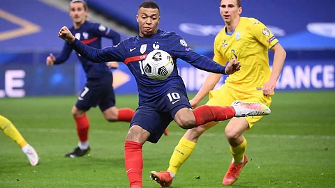 المنتخب الفرنسي يحقق أول فوز في تصفيات كأس العالم