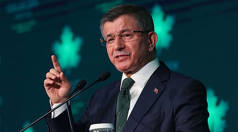 داود أوغلو لـ«أردوغان»: أنت تبيع الأحلام وإقالة محافظ البنك المركزي جنون لا يتقبله عقل