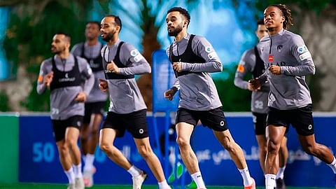 30 لاعبًا في القائمة الآسيوية للهلال.. ودخول فييتو بدلًا من كويلار