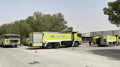 بالصور.. وفاة عامل وإصابة آخر في حادث بأحد مصانع عنيزة