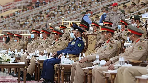 بالصور.. «الرويلي» يرعى حفل تخريج الدفعة 79 من طلبة كلية الملك عبد العزيز الحربية