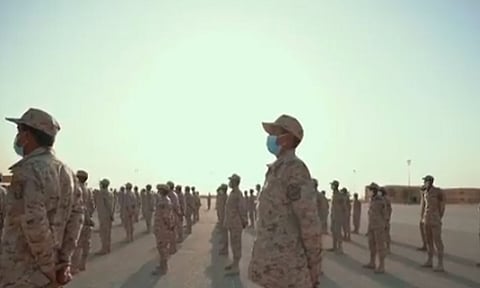 بالفيديو.. تخريج 1058 فردًا من مركز تدريب الحرس الوطني بالرياض