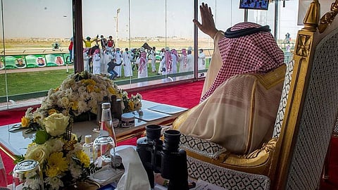 أمير القصيم يبارك الحفل الختامي لموسم سباقات الفروسية