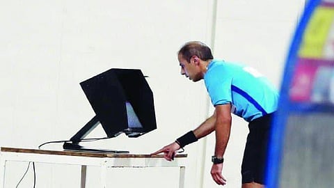 فنزويلي يدير مواجهة الباطن والشباب بالدوري السعودي
