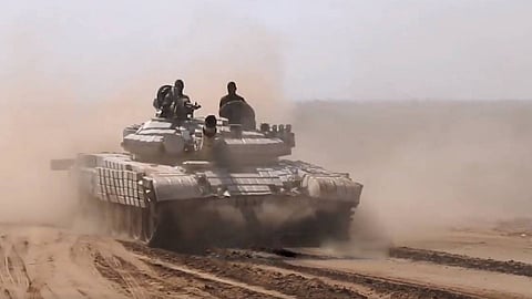 مقتل عشرات الحوثيين وتدمير آليات عسكرية في مأرب وحجة