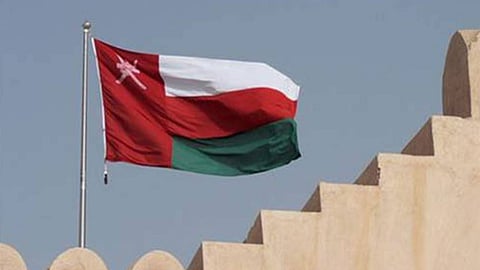 سلطنة عمان تدعو لإسناد المناقصات الحكومية للمؤسّسات الصغيرة والمتوسطة