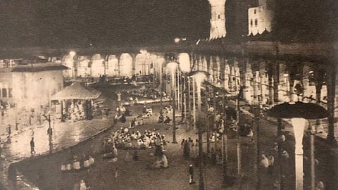تعود لـ69 عامًا.. صورة نادرة توثق إنارة الحرم المكي بالكهرباء لأول مرة