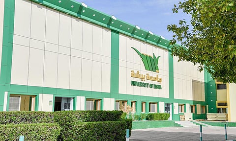 بدون موعد مسبق.. جامعة «بيشة» تعلن منح لقاح كورونا لمنسوبيها
