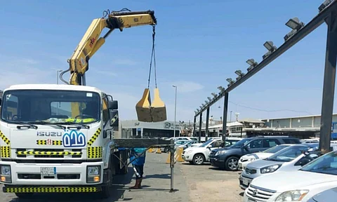 بالصور.. «أمانة جدة» تغلق حراج السيارات احترازيًا حتى إشعار آخر