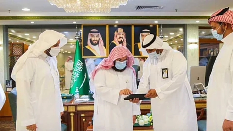 السديس يدشن الفيلم التعريفي لرحلة المعتمر بالمسجد الحرام