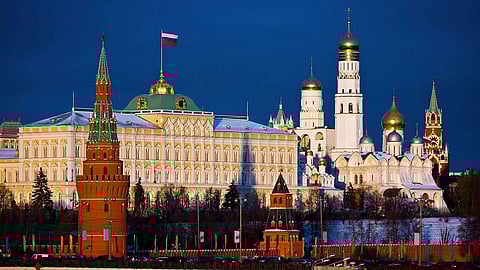 الكرملين عن العقوبات الأمريكية: غير مقبولة.. وبوتين يدرس الرد