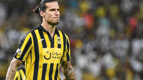 مهاجم «الاتحاد» يقترب من النجم الأحمر
