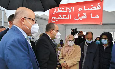 سلالة جديدة من كورونا تغزو تونس.. ورئيس الحكومة: نعمل على جلب لقاحات إضافية