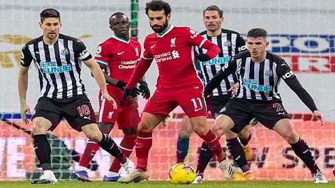ليفربول يواجه نيوكاسل لدخول المربع الذهبي للدوري الإنجليزي