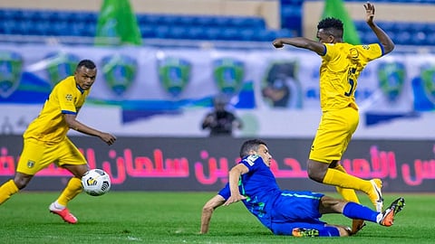 التعاون يواجه الفتح بهدف تعزيز موقعه داخل المربع الذهبي لدوري المحترفين