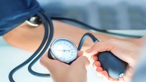 8 مؤشرات لنقص العنصر المسؤول عن تنظيم الضغط والسكر والكوليسترول