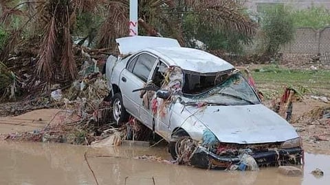 مصرع 4 أشخاص وفقدان آخرين في سيول حضرموت