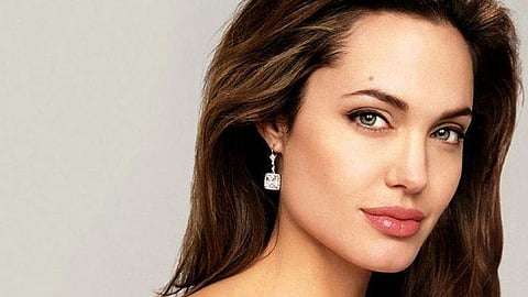 أنجلينا جولي.. النجمة الأمريكية تظهر في عالم «مارفل» السينمائي