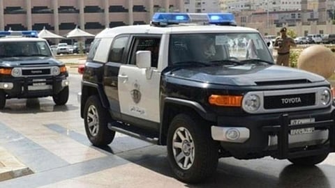 الحصيلة 9 مركبات.. القبض على مواطِنَين تورطا في سرقة سيارات بجدة
