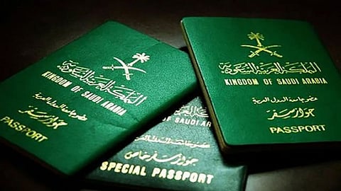 مصادر «عاجل»: الجواز شرط للتنقل بين دول الخليج.. وتعليق السفر بالهوية الوطنية «سار»