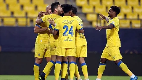 النصر ينتزع 3 نقاط ثمينة من أنياب الفيصلي
