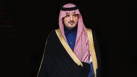 بأمر خادم الحرمين.. منح وزير الداخلية وشاح الملك عبد العزيز