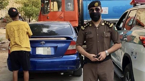 مرور الرياض يضبط قائد مركبة تسبب في حادث تصادم جنوب حديقة اليمامة