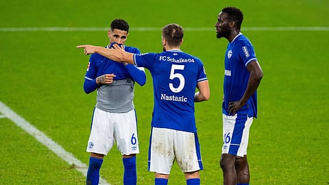 كورونا يزيد متاعب شالكه «الهابط» قبل موقعة برلين