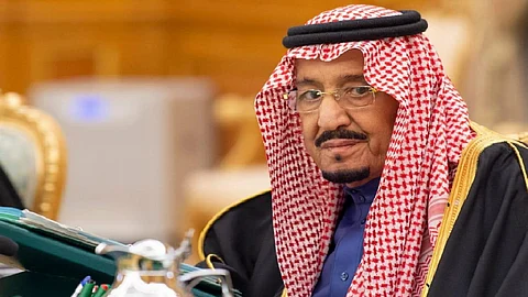 خادم الحرمين: المملكة تدين الإجراءات الإسرائيلية بالقدس.. وتقف إلى جانب فلسطين