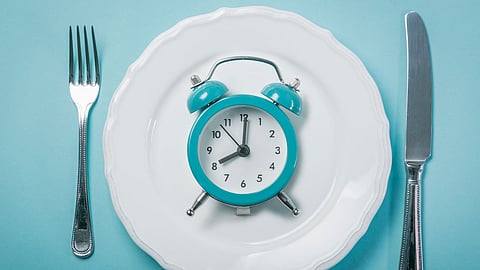 خبيرة تغذية تحذر من حِمية «الصيام الجاف» في التخسيس وطرد السموم