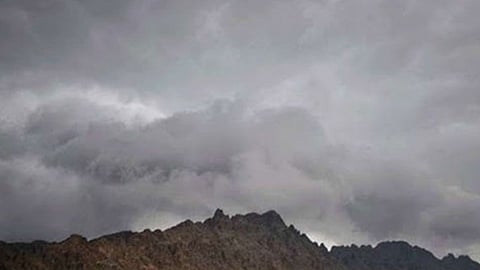 الأرصاد تنبه من سحب رعدية على محافظة بدر الجنوب