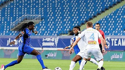 الهلال والباطن يتعادلان في الجولة 27 بدوري المحترفين