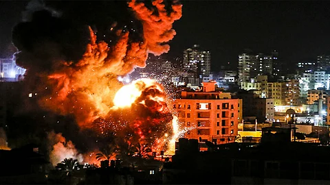 بينهم 8 أطفال.. ارتفاع ضحايا مجزرة مخيم الشاطئ في غزة إلى 10