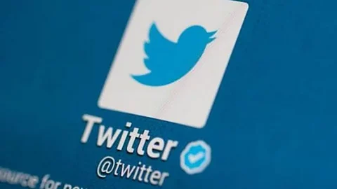 بـ«5» خطوات.. «تويتر» يتلقى طلبات توثيق الحسابات