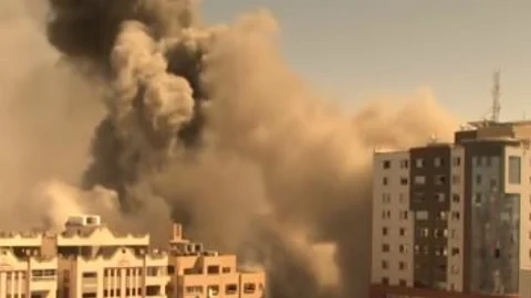 مندوبة بريطانيا تدين أمام الأمم المتحدة الهجمات الصاروخية ضد المدنيين في غزة