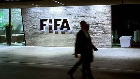 الفيفا يجدد الثقة بالبحريني مهند حمد عضوًا في لجنة الحوكمة والتدقيق