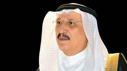 أمير جازان يعزي في وفاة الشيخ حسين بن مديش بجوي الشبيلي
